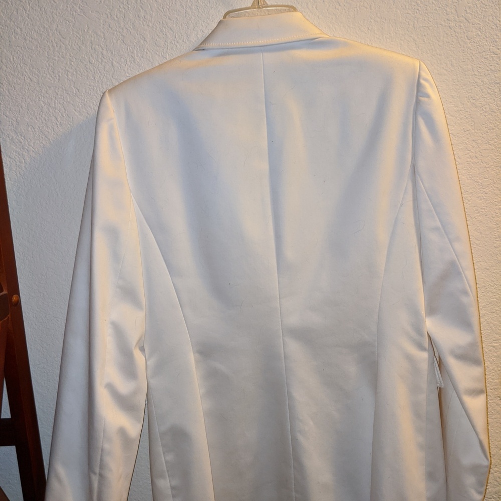 White Suit Jacket - Never Worn - Silver Button - image 3